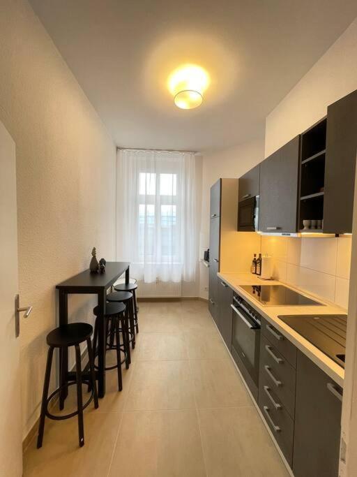 Lucky Stays Ls10 - Vollausstattung - Zentrum - Aufzug - Grosse Kueche - 2 Zimmer - Smart-Tv Magdeburg Zewnętrze zdjęcie